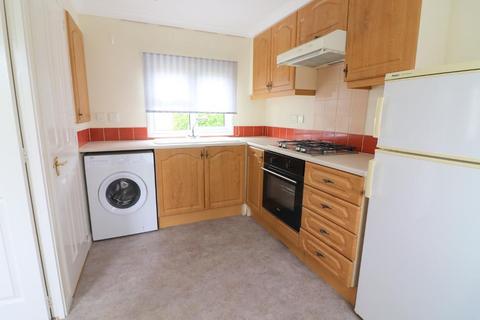 1 bedroom park home to rent, Luton LU3