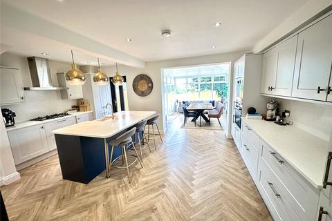 84 Foxearth Road, South Croydon, CR2 8EE