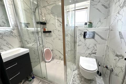 84 Foxearth Road, South Croydon, CR2 8EE