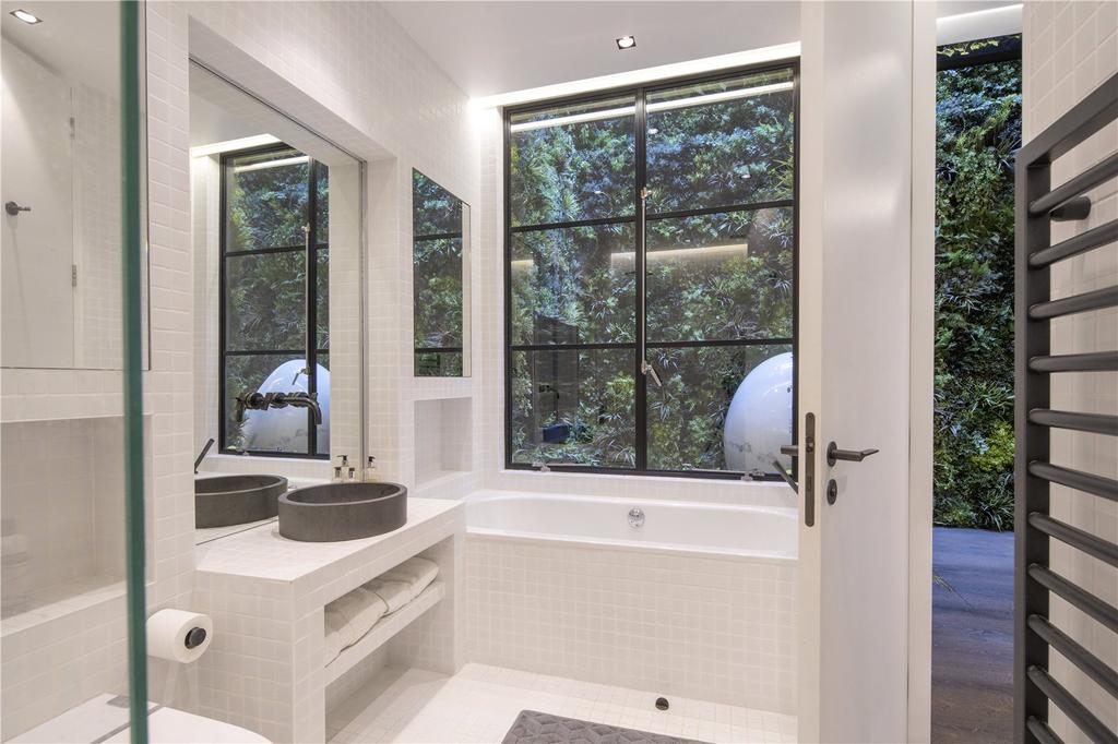 Bathroom 3