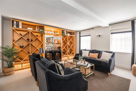 6 bedroom semi-detached house for sale, St. Peters Street, Bishops Waltham, Southampton, Hampshire, SO32