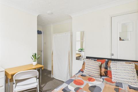 undefined, Ramsey Close