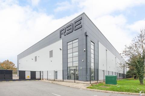 Distribution warehouse to rent, Woodhams Rd Coventry CV3 4FX