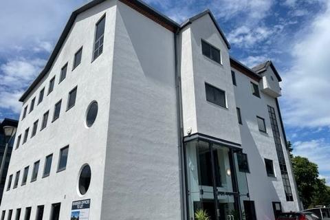 Office to rent, Kingsbury Crescent Staines TW18 3BA