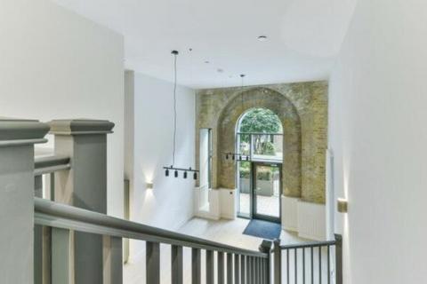 undefined, Windsor Square, London SE18