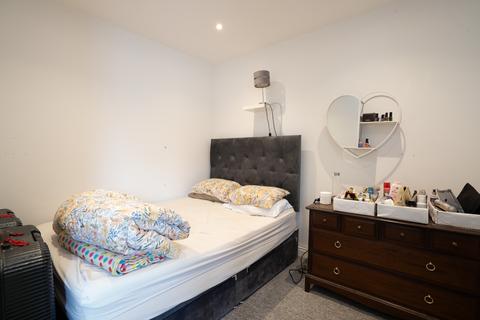 Flat 3, 30 Baugh Gardens, Bristol, BS16 6PP