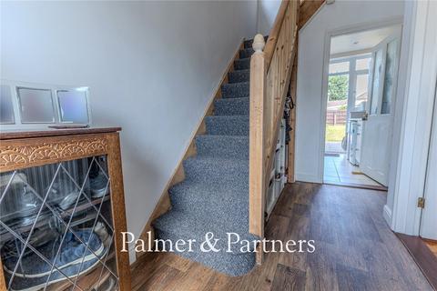 3 bedroom semi-detached house for sale, Kingsgate Drive, Ipswich, Suffolk, IP4