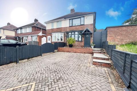 2 bedroom semi-detached house for sale, Pine Road, Oldbury B69