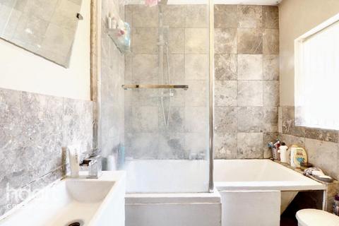 74 Stanhope Road, Greenford, UB6 9EA