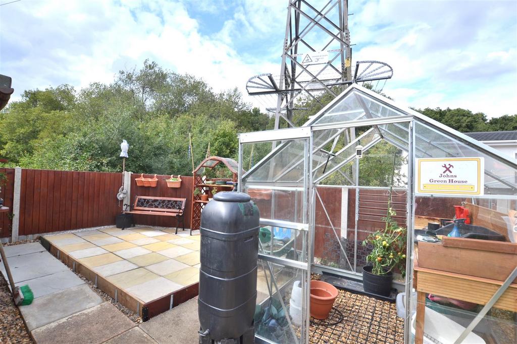 Garden 1.JPG