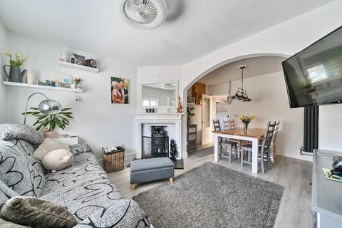 21 Newton Road, Bristol, BS30 8EZ