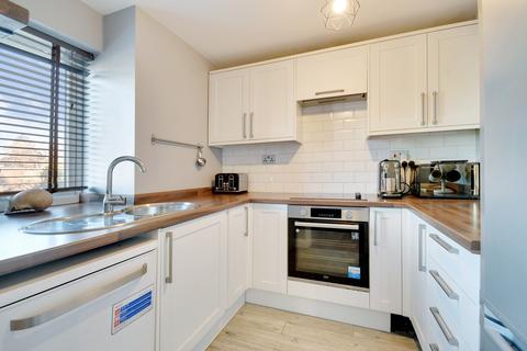52 Brooklands Walk, Chelmsford, CM2 9BH