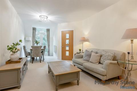 1 bedroom apartment for sale, Watson Place, Trinity Road, Chipping Norton, Oxfordshire, OX7 5AJ