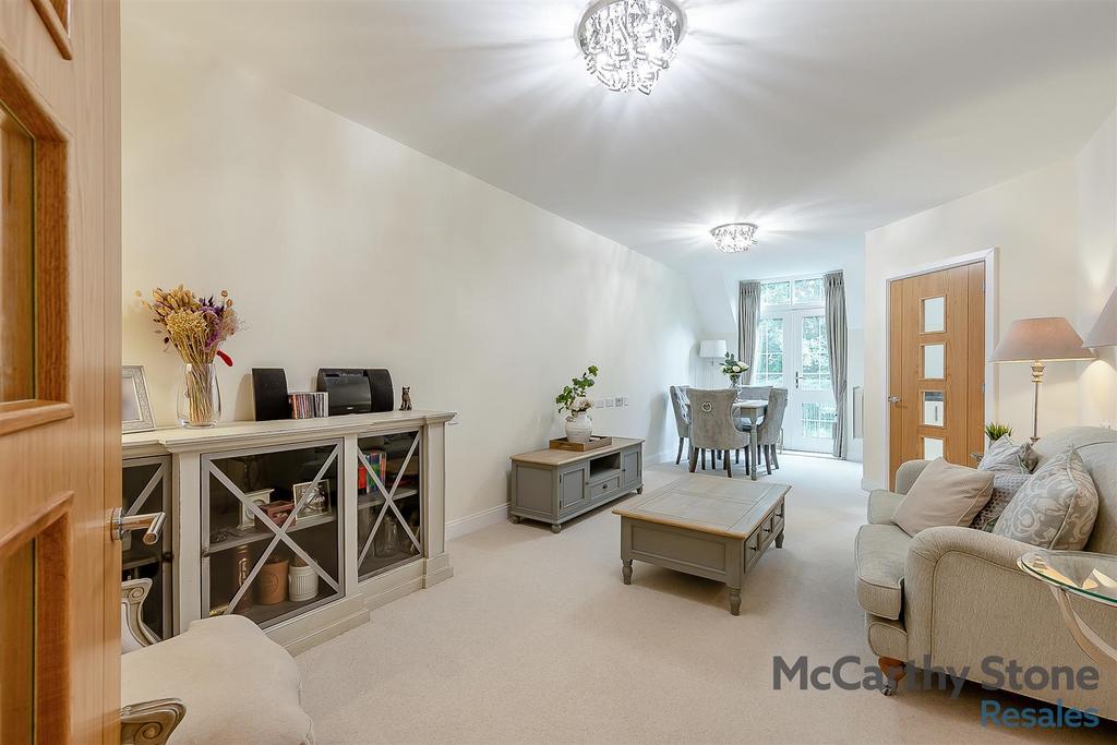 8657245-interior15.jpg