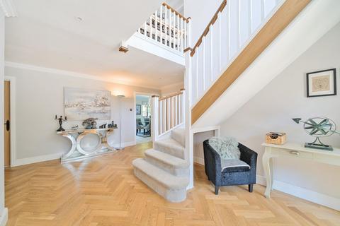 The Willans Ridgway, Pyrford, Woking, GU22 8PN