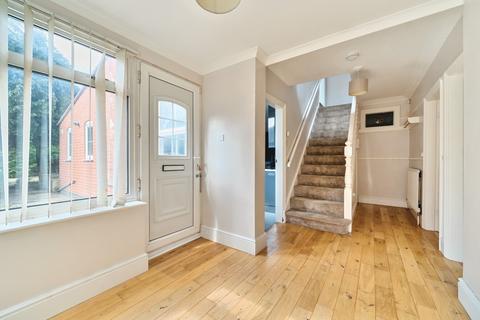 3 bedroom semi-detached house for sale, Skellingthorpe Road, Lincoln, Lincolnshire, LN6