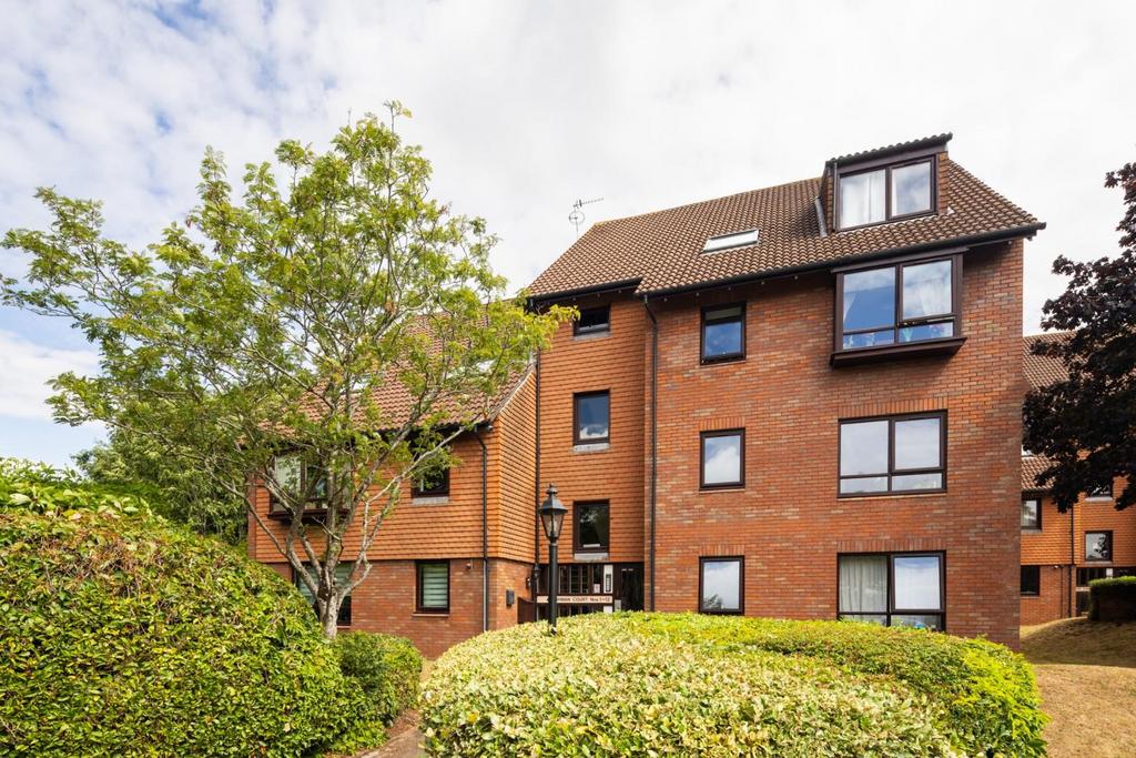 Flat 6 Ashman Court Low RES 16.jpg