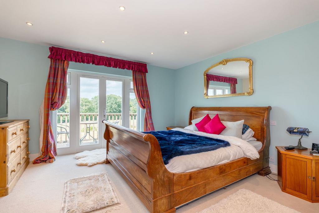 Main bedroom suite