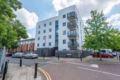 1 bedroom flat for sale - Goldsworthy Gardens, London SE16