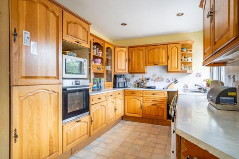 4 bedroom bungalow for sale, Curlew Glebe, Dunnington, York