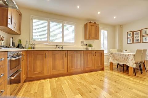 4 bedroom detached house for sale, Saffron Crescent, Sawbridgeworth, CM21