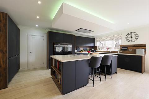 4 bedroom detached house for sale, Compass House, Sea View Road, Herne Bay