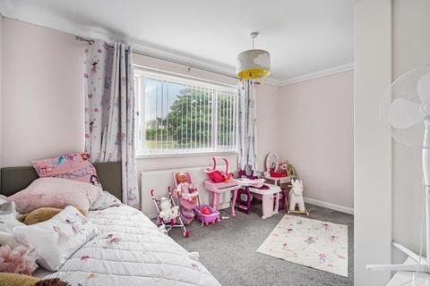 12 Heol Brynna, Cimla, Neath, SA11 2DT