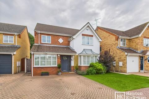 4 bedroom detached house for sale, Robertson Drive, Wickford