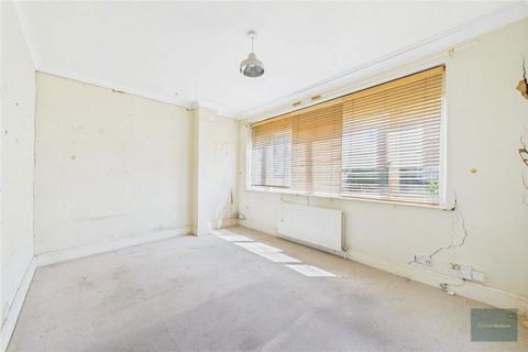 3 bedroom semi-detached house for sale, Willeys Avenue, Exeter, Devon, EX2 8ES