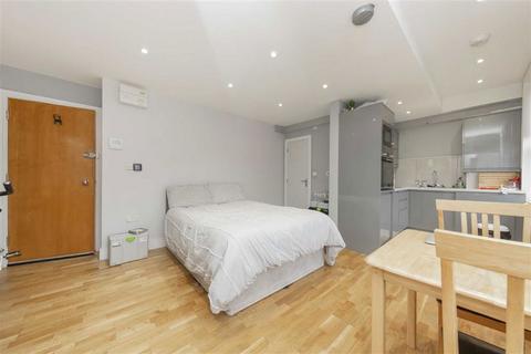 6 bedroom house for sale, Cricklewood Broadway, London NW2