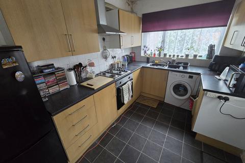 2 bedroom terraced house to rent, Mill Road, Wellingborough, Northamptonshire. NN8 1PE