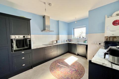 3 bedroom terraced house for sale, Brighton Road, Newhaven