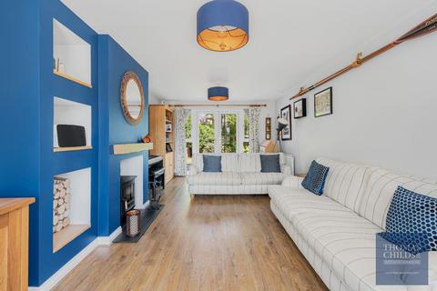 5 bedroom detached house to rent, Gatekeepers Way, Watton At Stone SG14