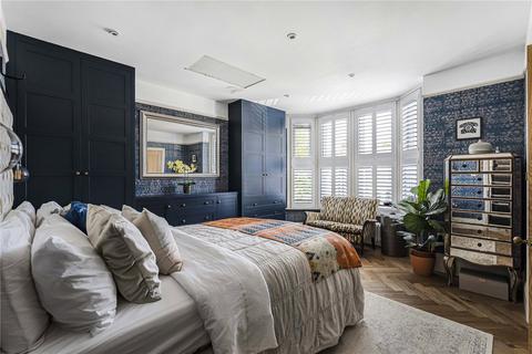 9 Egerton Gardens, London, W13 8HG