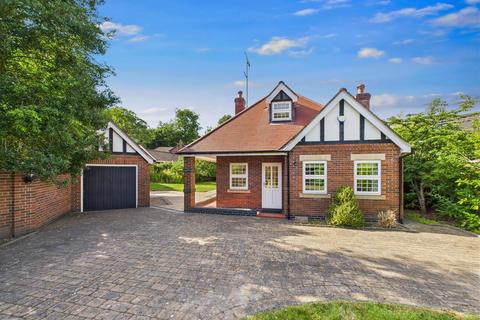 Swanland Road, Hessle