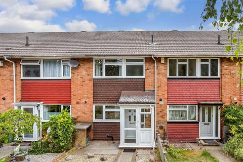 10 Arran Close, Wallington, SM6 8BT