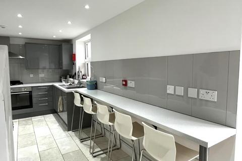 undefined, Single Room Fully Furnished- Gravesend