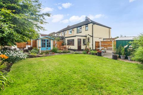 2 bedroom end of terrace house for sale, Warren Road, Warrington, WA2