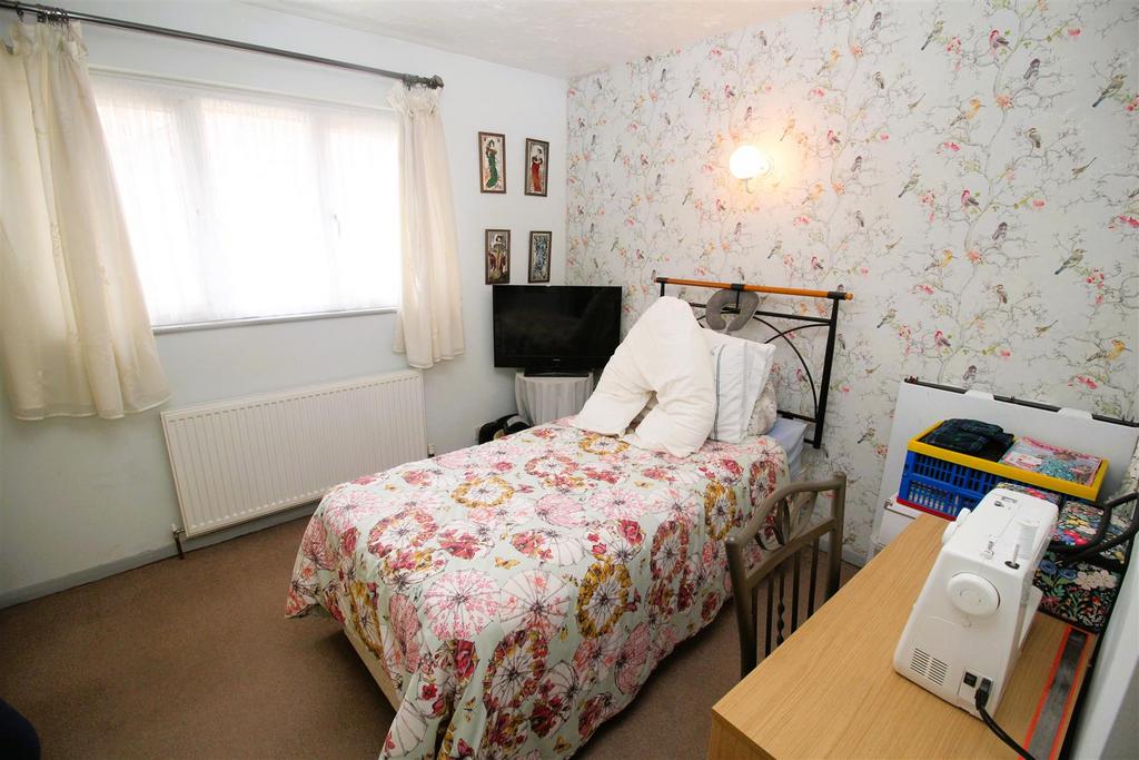 Bed 1 .JPG