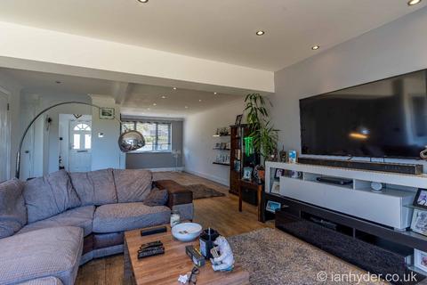 4 bedroom semi-detached house for sale, Grassmere Avenue, Telscombe Cliffs BN10