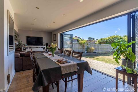 4 bedroom semi-detached house for sale, Grassmere Avenue, Telscombe Cliffs BN10