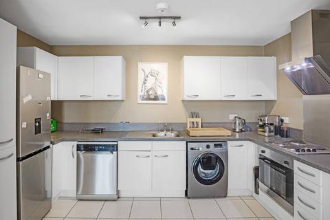 2 bedroom flat for sale, Gowers Walk, Tower Hamlets, London, E1