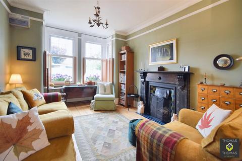 133 Deans Way, Gloucester, GL1 2QB