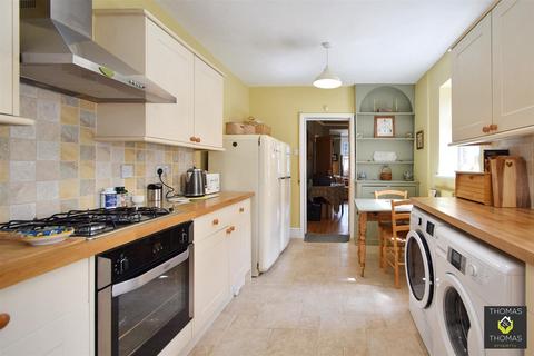 133 Deans Way, Gloucester, GL1 2QB