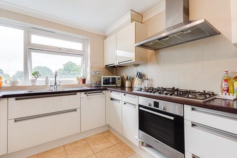 14, Elmfield Court Wickham Street, Welling, DA16 3DF