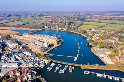 33 Almansa Way, Lymington, SO41 9PZ