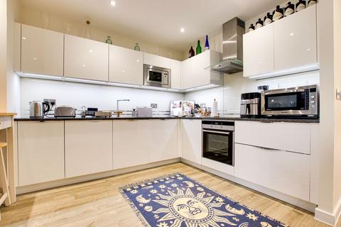 33 Almansa Way, Lymington, SO41 9PZ