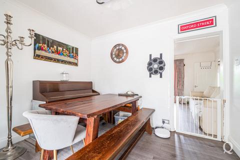 252 Barton Hill Drive, Minster On Sea, Sheerness, ME12 3LZ