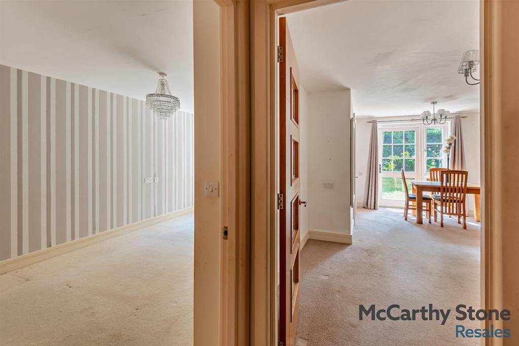 8653732-interior09-800.jpg