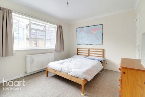 undefined, Hillside Grove, London